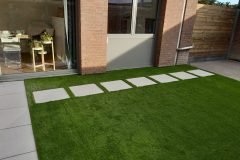 Eindresultaat terras en kunstgras