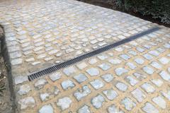 Waterafvoer oprit met aquadrain